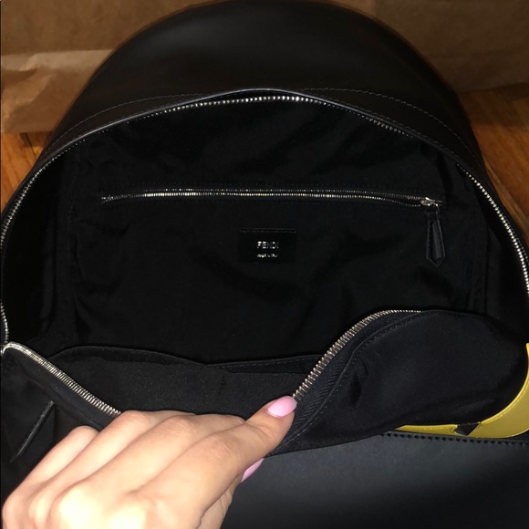 Backpack - Picture 4 of 6